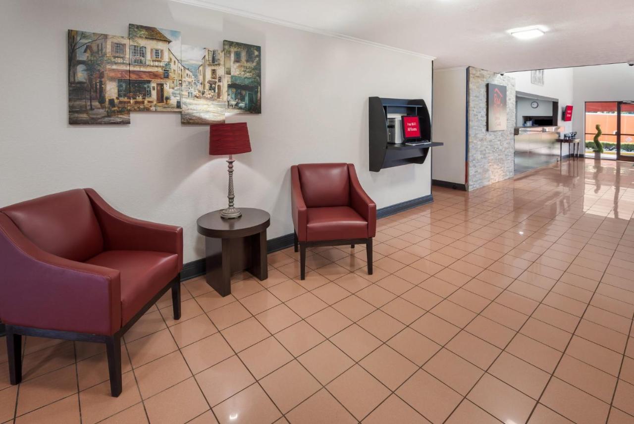 Red Roof Inn & Suites Lexington - Hamburg Экстерьер фото